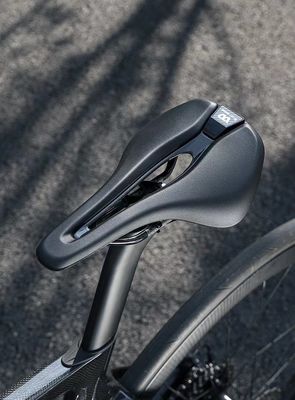 Silla de montura para bicicletas de montaña con nariz corta 24.5*14.5*6cm